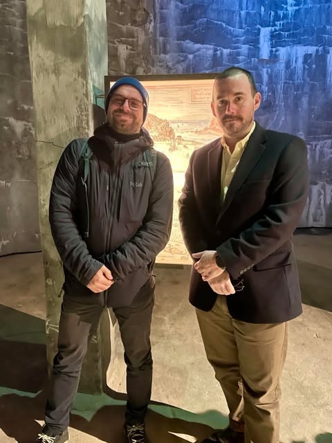 Dr. Ed Nedelciu og Randall Morgan Greene, fagstjóri Sjávarbyggðafræði. Dr. Ed Nedelciu og Randall Morgan Greene, fagstjóri Sjávarbyggðafræði.