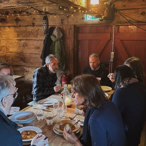 Fyrirlesarar í hádegisverði á Tjöruhúsinu // The speakers at lunch at Tjöruhúsið