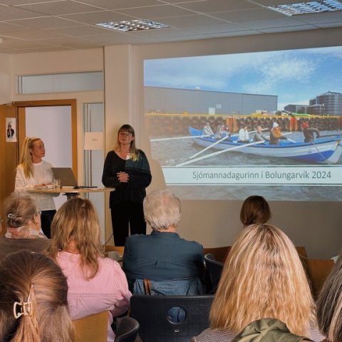 Katrín Ugla Kristjánsdóttir og Rebekka Líf Karlsdóttir